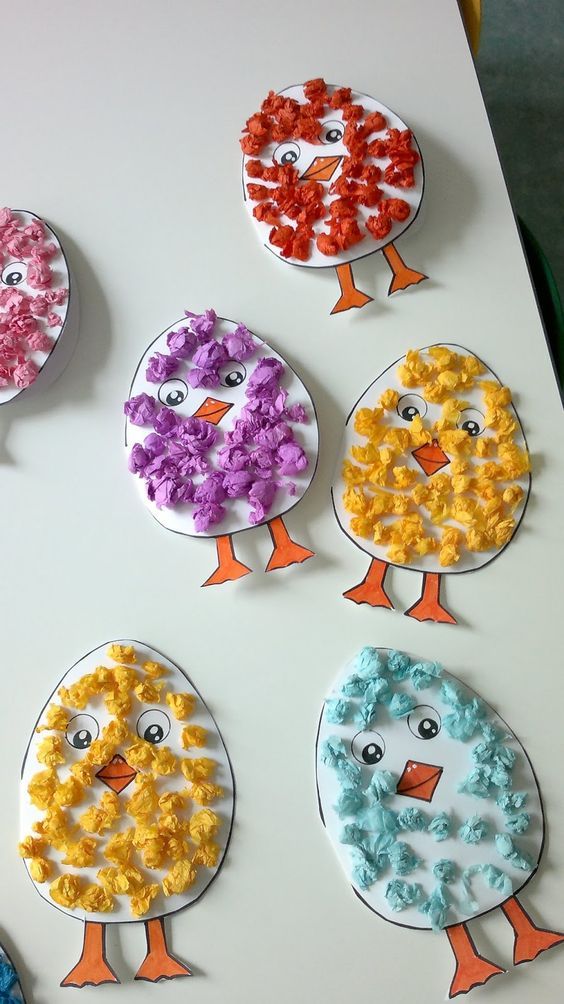 Crepe paper chick craft 